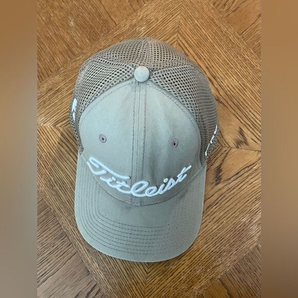 Titleist FootJoy FJ Pro V1 Golf Hat Vented Size Small-Medium Tan Brown - Picture 5 of 8